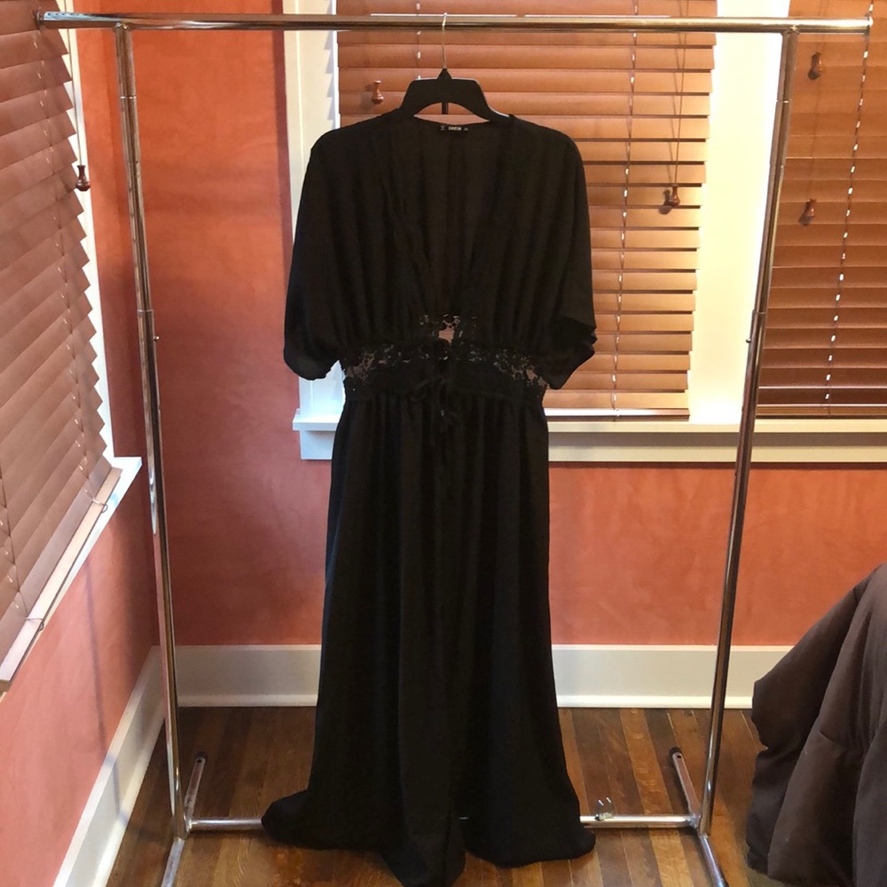 Beautiful Black Lace Tie Front Cover Up